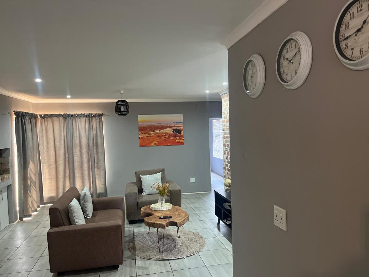 Apartamento Otis Self Catering Walvis Bay Exterior foto