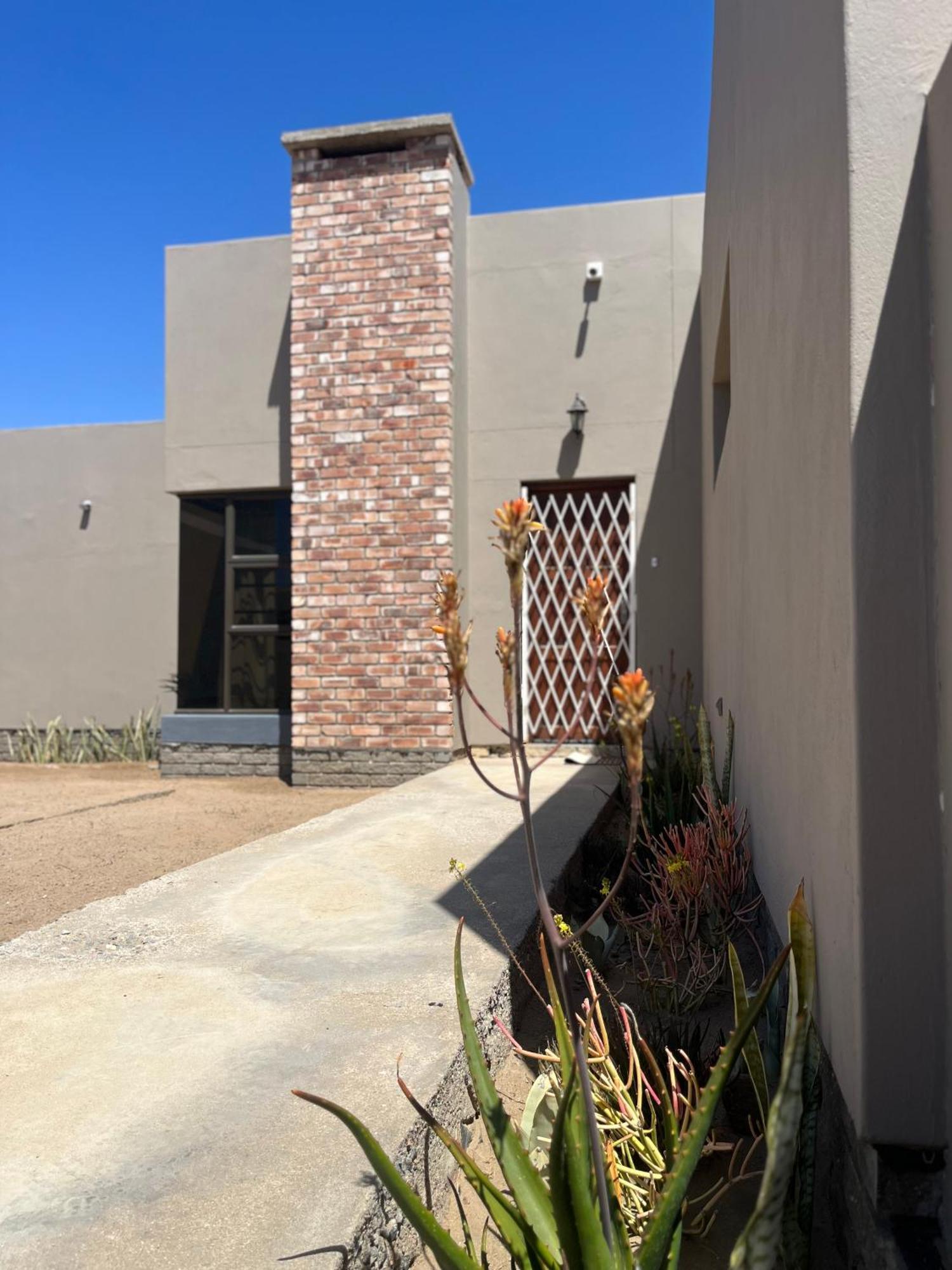 Apartamento Otis Self Catering Walvis Bay Exterior foto